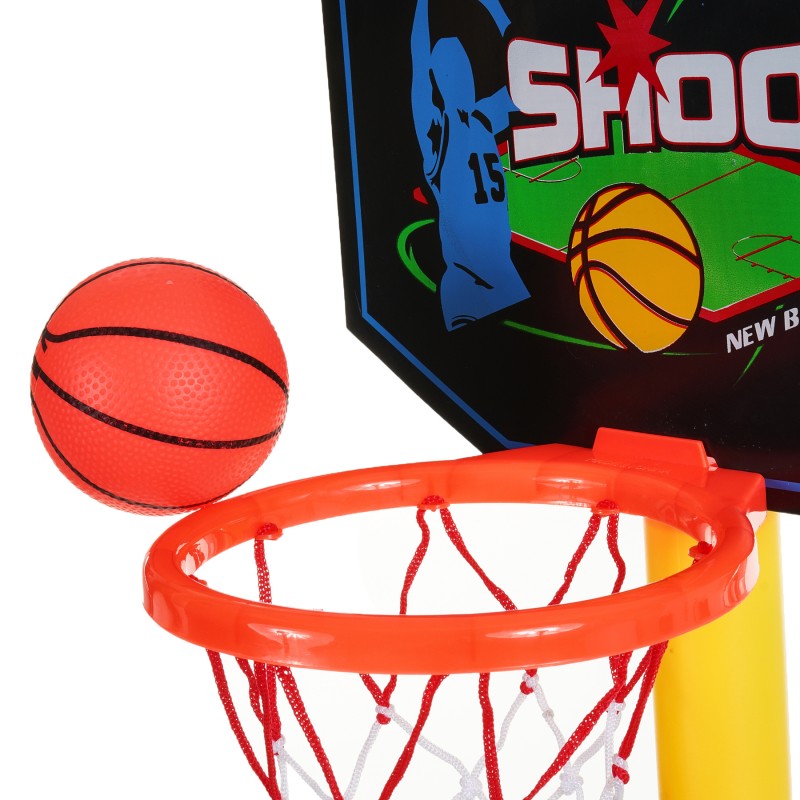 Basketballkorb auf einem Ständer mit einer Höhe von 79 cm und einem Ball KY